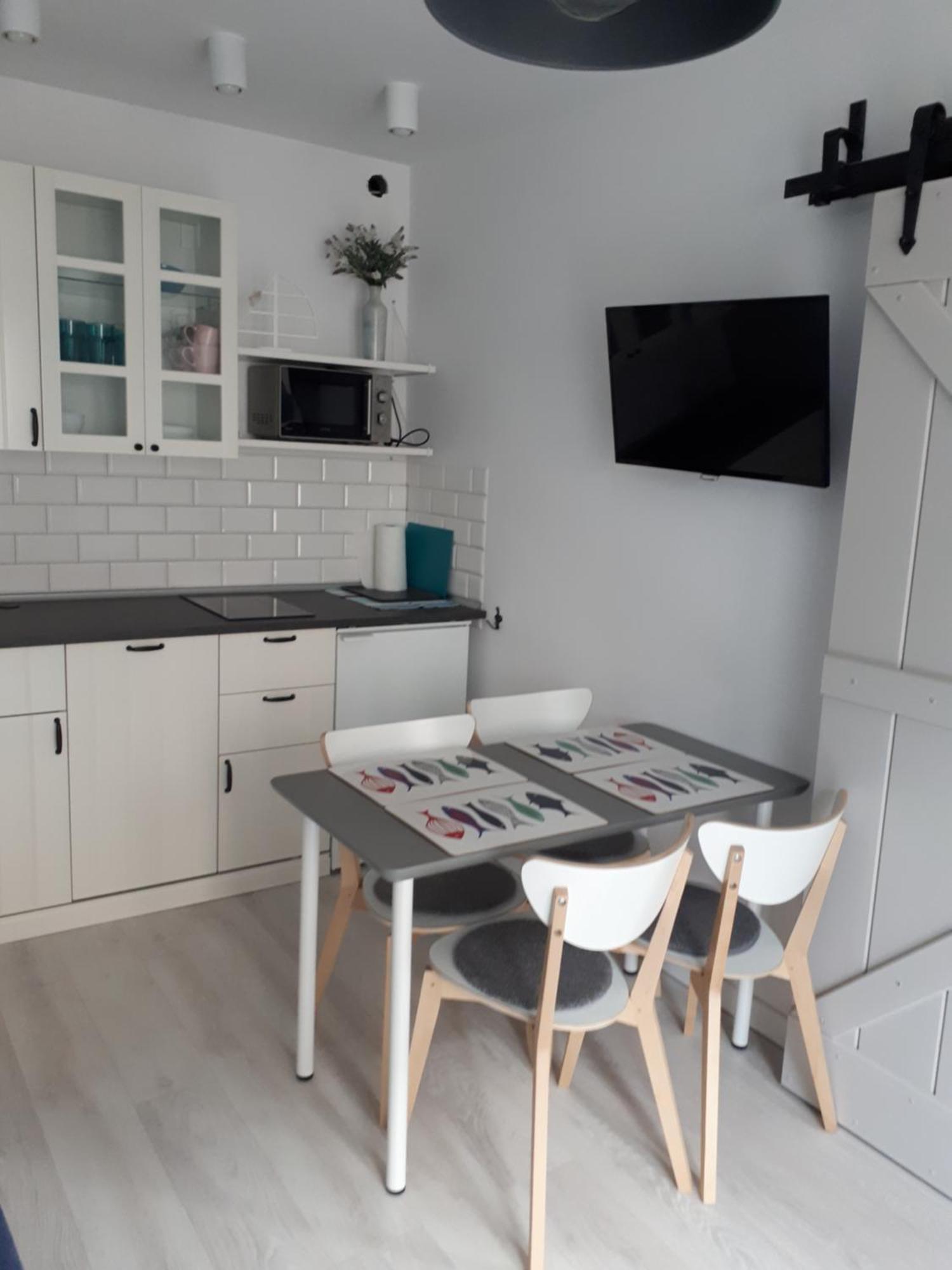 Apartament Pokoje U Franka Jastarnia Buitenkant foto