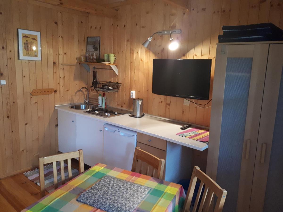 Apartament Pokoje U Franka Jastarnia Buitenkant foto
