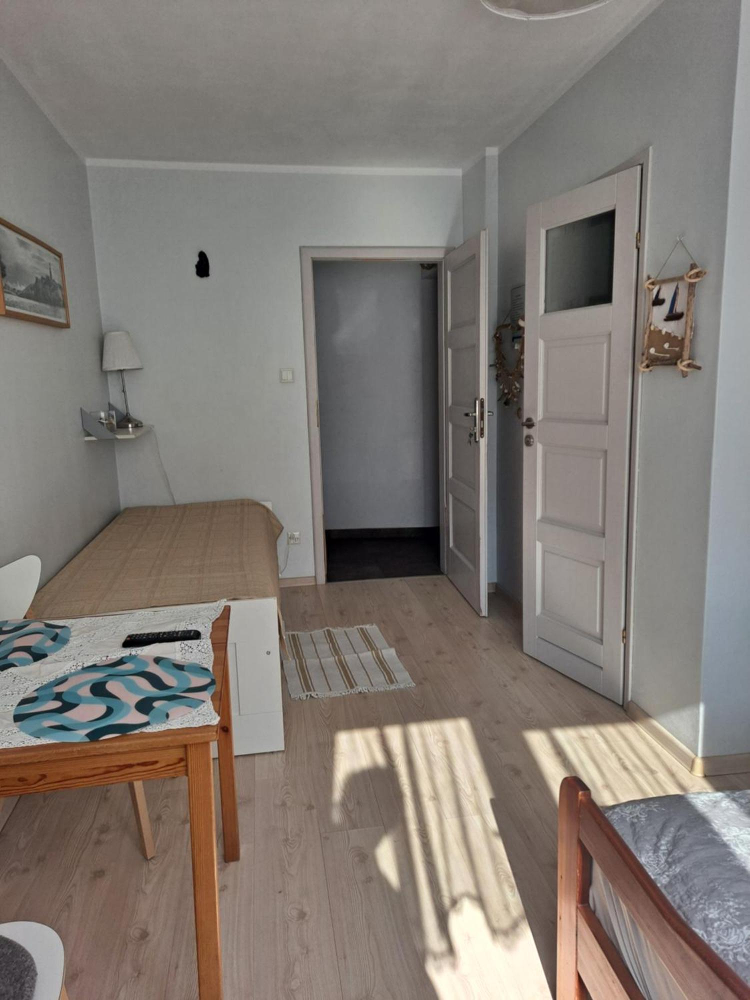 Apartament Pokoje U Franka Jastarnia Buitenkant foto